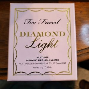 Too Faced DIAMOND LIGHT Diamond Fire Highlighter 💎🔥